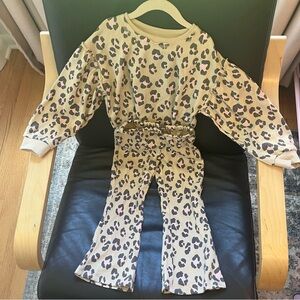 NWOT NEVER WORN Grayson Threads Mini Girls Size 4T Leopard Print Matching Set